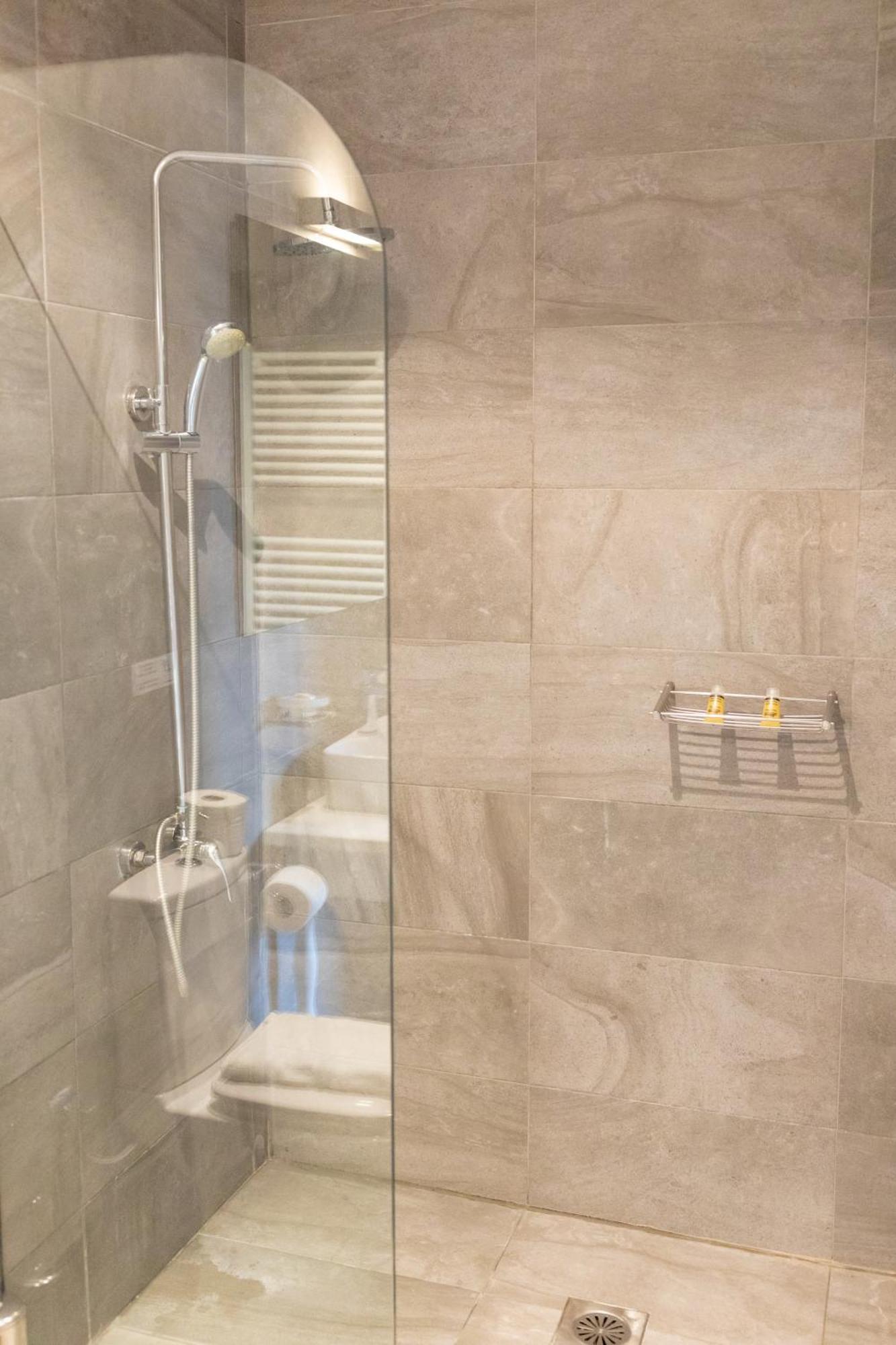 Ampoulos Rooms & Apartments Kedro Exterior photo